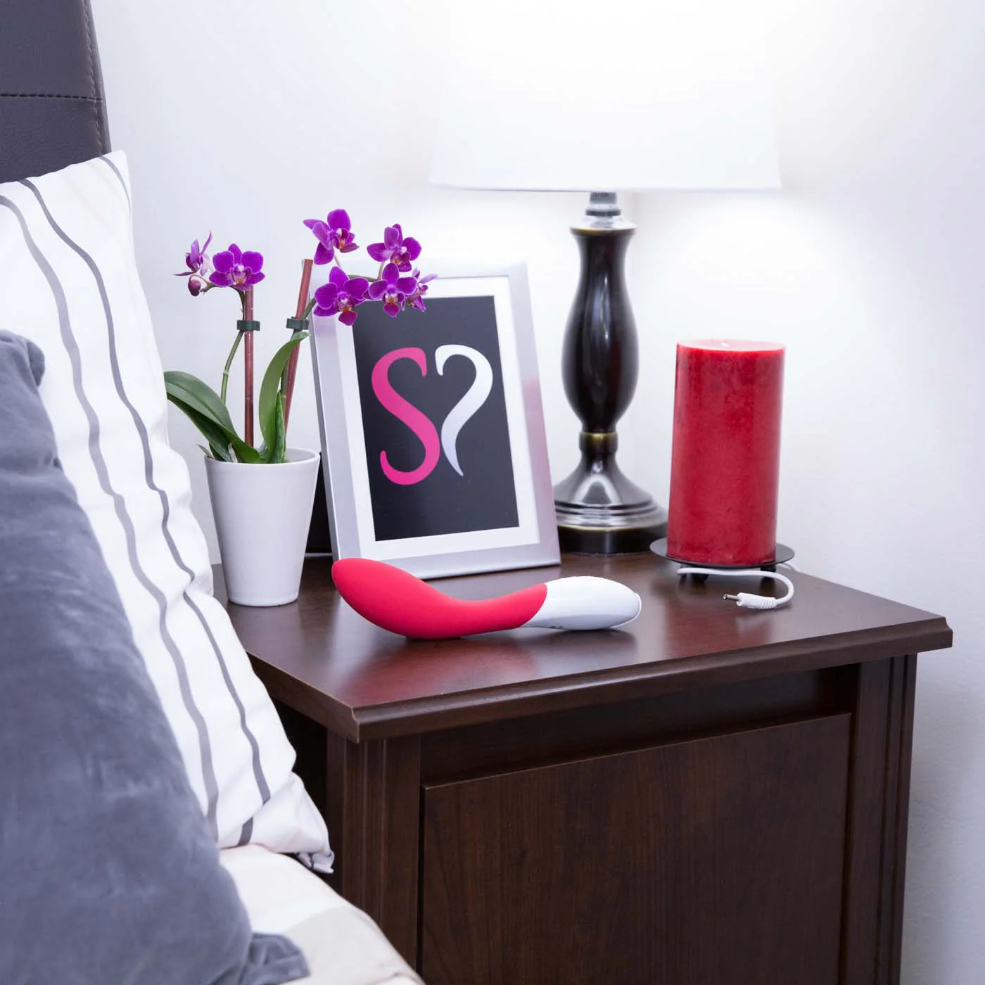 LELO Mona 2 G-Spot Vibrator - Image 12