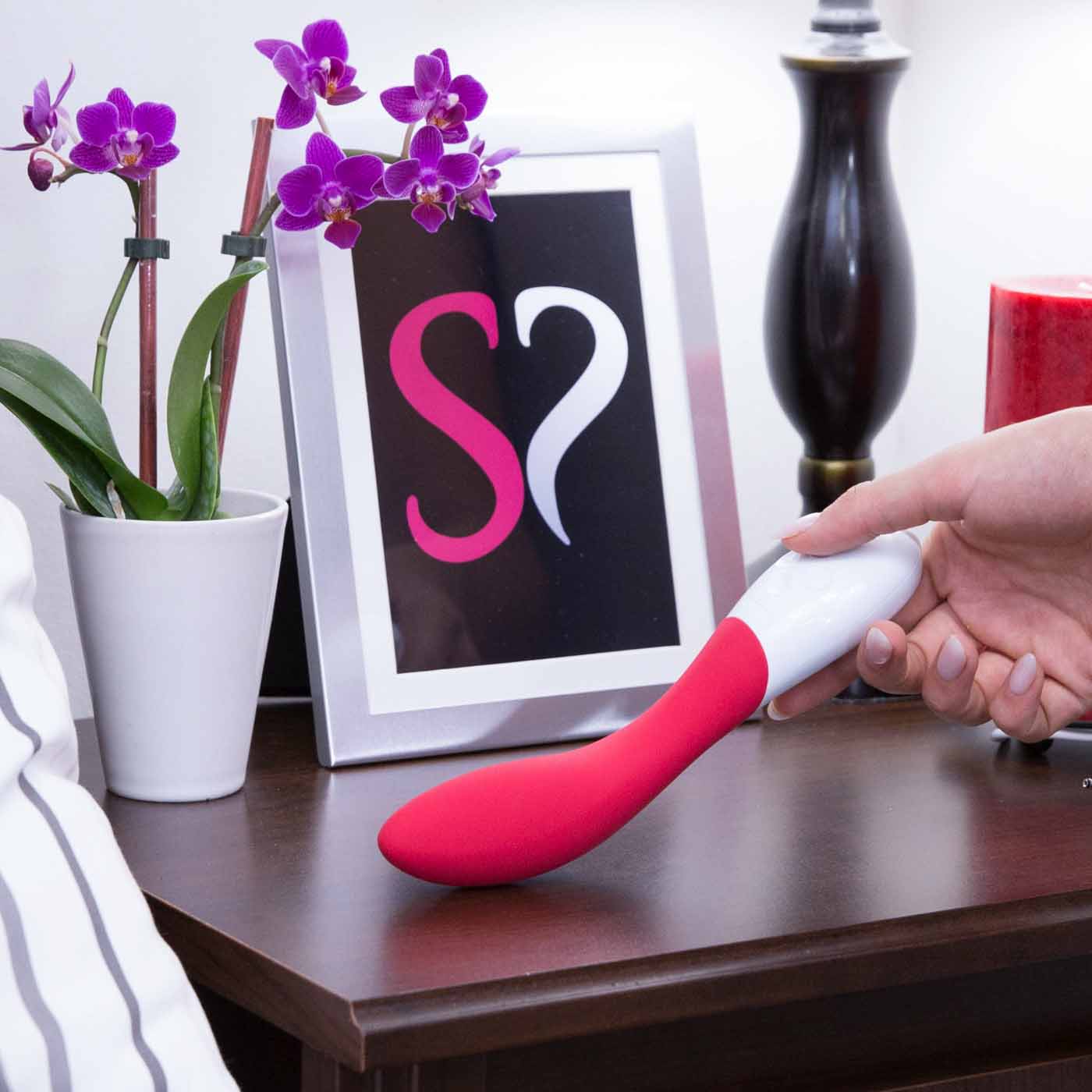 LELO Mona 2 G-Spot Vibrator - Image 13